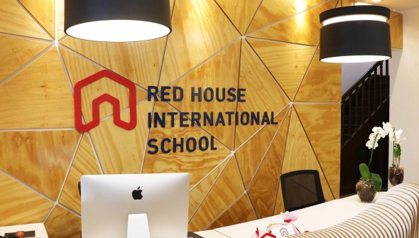 REDHOUSE_RECIFE__0000_Red House International School Recife - Secretaria